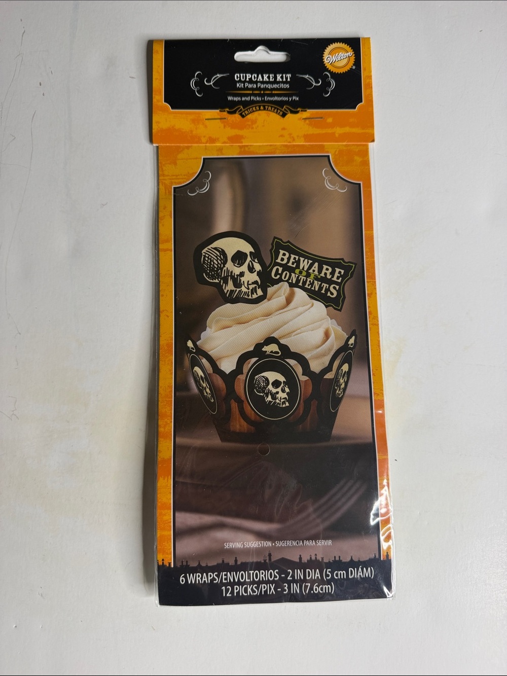 NWT Wilton Halloween Skull Cupcake Wraps & Picks